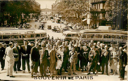 75* PARIS  Carte Photo  Touristes (1954)  MA96,0886 - Other & Unclassified