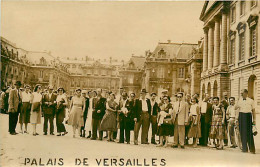 78* VERSAILLES  Carte Photo  Touristes  MA96,0871 - Versailles (Schloß)