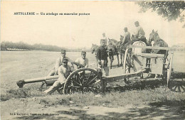 81* ARTILLERIE  Attelage En Mauvaise Posture                     MA97,0317 - Matériel