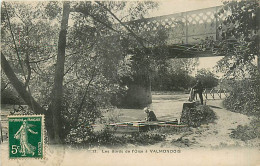 95* VALMONDOIS   Bords De  L Oise  Pont   MA98,0875 - Autres & Non Classés