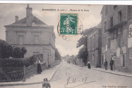 Bourgueil (37 Indre Et Loire) Avenue De La Gare - édit. Fusellier Circulée 1909 - Andere & Zonder Classificatie