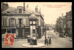 51 - REIMS - LES SIX CADRANS ET LA RUE GAMBETTA - Reims