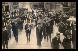 51 - REIMS - FETES DE JEANNE D'ARC DU 12 JUILLET 1921 - DELEGATION APPORTANT DES FLEURS - Reims