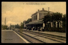 51 - SERMAIZE-LES-BAINS - LES QUAIS DE LA GARE DE CHEMIN DE FER - CARTE TOILEE ET COLORISEE - Sermaize-les-Bains