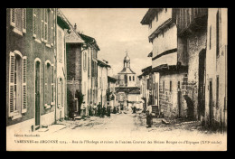 55 - VARENNES-EN-ARGONNE - RUE DE L'HORLOGE - ANCIEN COUVENT DES MOINES ROUGES OU D'ESPAGNE - EDITEUR MAUCHAUFFEE - Andere & Zonder Classificatie