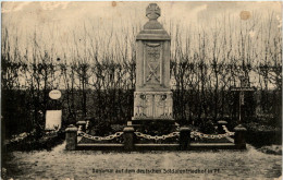 Denkmal Auf Dem Deutschen Soldatenfriedhof In Pf. - Feldpost - War 1914-18