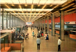 Paris Orly - Le Hall De L Aerogare - Flugwesen