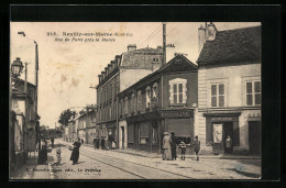 CPA Neuilly-sur-Marne, Rue De Paris Prés La Mairie  - Neuilly Sur Marne