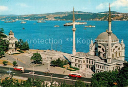 73607405 Istanbul Constantinopel Dolmabahce Moschee Und Bosphorus Istanbul Const - Türkei