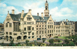 73606597 Bradford Town Hall And Norfolk Gardens Bradford - Andere & Zonder Classificatie