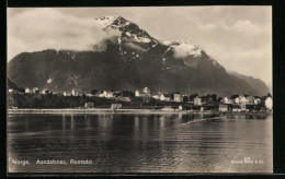 AK Aandalsnes /Romsdal, Ortspanorama Vom Wasser Gesehen  - Norvège