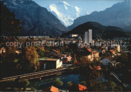 12456891 Interlaken BE Stadtblick Mit Jungfrau Interlaken - Sonstige & Ohne Zuordnung