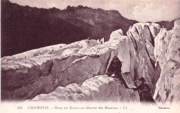 74 - CHAMONIX - Dans Les Seracs Au Glacier Des Bossons - Alpinisme - Chamonix-Mont-Blanc