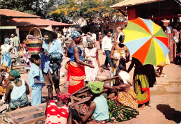 CAMEROUN MARCHE AFRICAIN - Kamerun