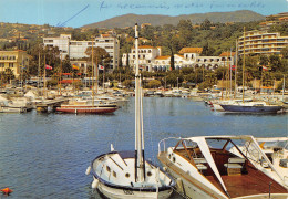 83-LE LAVANDOU-N° 4424-C/0219 - Le Lavandou