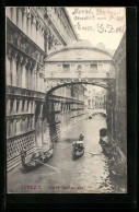 AK Venezia / Venedig, Ponte Dei Sospiri, Seufzerbrück, Motiv Mit Gondeln  - Other & Unclassified