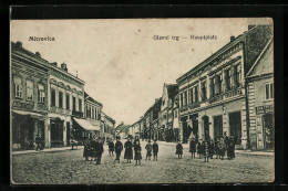 AK Mitrovica, Kinder Auf Dem Hauptplatz  - Serbie