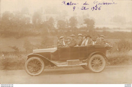 CARTE PHOTO NON IDENTIFIEE REPRESENTANT UNE VOITURE A IDENTIFIER AVEC NEUF PASSAGERS RETOUR DE GAVARNIE 1926 - A Identifier