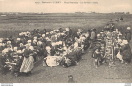 56 ENVIRONS D'AURAY NOCE BRETONNE LES INVITES A TABLE - Noces