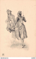 ILLUSTRATION UN COUPLE DE LA NOBLESSE MADAME SUR UNE BALANCOIRE ET MONSIEUR QUI S'ACCROCHE - 1900-1949