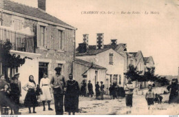 17 CHARRON RUE DES ECOLES LA MAIRIE TRES ANIMEE - Otros & Sin Clasificación