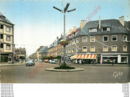 76.  ELBEUF .  Place Du Calvaire . - Elbeuf