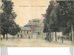 57.  MONTDIDIER .  Place De La République . - Autres & Non Classés