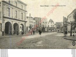 88.  RAON L'ETAPE .  Place De L'Hôtel De Ville .  CPA Animée . - Raon L'Etape