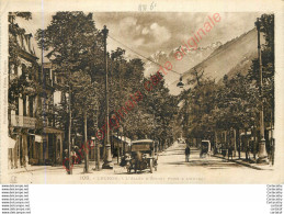 31.  LUCHON .  Allée D'Etigny Prise à L'entrée . - Luchon