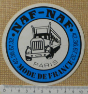 AUTOCOLLANT NAF-NAF - MODE DE FRANCE - CAMION - VINTAGE - Adesivi