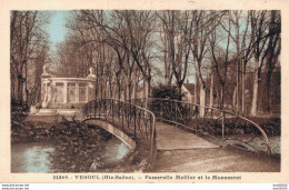 70 VESOUL PASSERELLE MEILLER ET LE MONUMENT - Vesoul