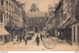 27 LOUVIERS LA RUE GRANDE BELLE ANIMATION - Louviers