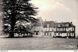 58 POIL CHATEAU D'ETTEVAUX CPSM - Andere & Zonder Classificatie