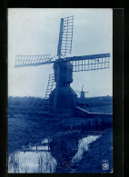AK Delft, Windmühle Im Ort  - Moulins à Vent