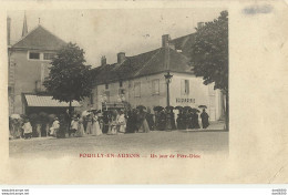 21 POUILLY EN AUXOIS UN JOUR DE FETE DIEU - Other & Unclassified