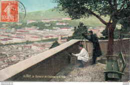 06 NICE LA TERRASSE DU CHATEAU ET LA VILLE - Cartas Panorámicas