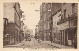 93 BAGNOLET. Rue Sadi Carnot Coin Rue Raoul Berton (à Droite Immeuble Détruit Devenu Place Mandela)... - Bagnolet