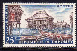 DAHOMEY 1960 VILLAGE GANVIE 25fr MLH - Benin - Dahomey (1960-...)