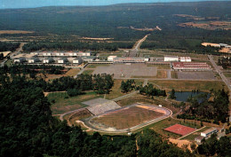 CPM - St CYR-COËTQUIDAN - Le Stade Charles De Gaulle (Vue Aérienne) ... Edition Photo Ristori - Stadien