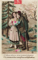 COUPLES - Soldat Français - Jeune Femme De Deutschland - Bouquet De Fleurs - Baiser - Carte Postale Ancienne - Parejas