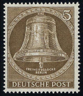 101 Glocke III Klöppel Mitte 5 Pf ** - Unused Stamps