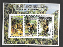 BF - 1993 - N° 71 **MNH - Fabrication Traditionnelle Du Vin - Gabón (1960-...)