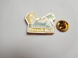 Beau Pin's , Auto Renault Nice , Occasions , Palmier , Signé Pin's Top - Renault