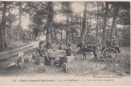 FRANCE - Saint-Amand-Montrond. Foret De Meillant - La Table Des Trois Signeurs - Saint-Amand-Montrond