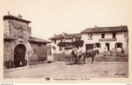 87. CPA - PANAZOL - La Place - Attelage - Boulangerie Nony - - Panazol