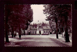 03 - NERIS-les-BAINS - LE PARC ET ÉTABLISSEMENT THERMAL - ANIMÉE -  - Neris Les Bains