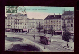 92 - TRAMWAYS - BOULOGNE-sur-SEINE - ROND POINT DE LA SALLE DES FETES - COLORISÉE - ANIMÉE -  - Boulogne Billancourt