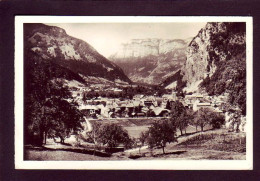 74 - THONES - VUE GÉNÉRALE ET LE PARMELAN -  - Thônes