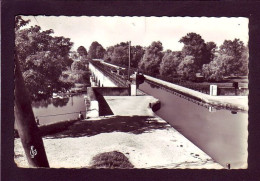 71 - DIGOIN - AQUEDUC DU CANAL PASSANT SUR LA LOIRE - PÉNICHE -  - Digoin