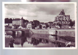 53 - MAYENNE - ÉGLISE NOTRE-DAME ET LE CHATEAU -  - Mayenne